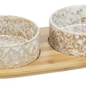 Kattmatskålar med träbricka